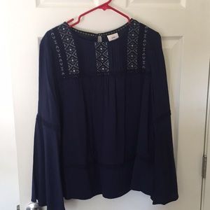 Flowy dark blue blouse